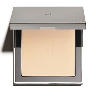 #694 - #695 Doucce Cache Creme Powder Foundation YL3; MSRP $40